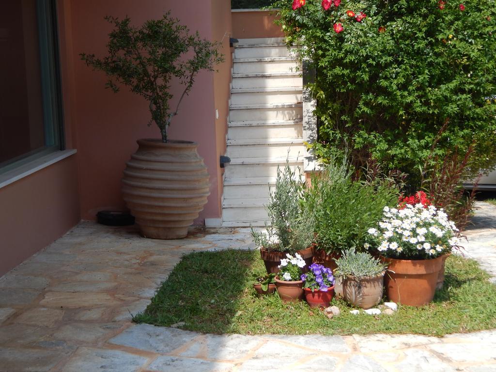 Slow Living Beautiful Villa Rafína Kültér fotó